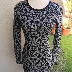 Knitted patterned dress, thick material
